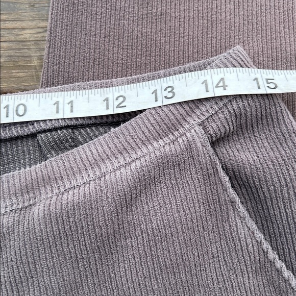 LL Bean Ribbed Corduroy Pull-On Pants - Picture 4 of 11